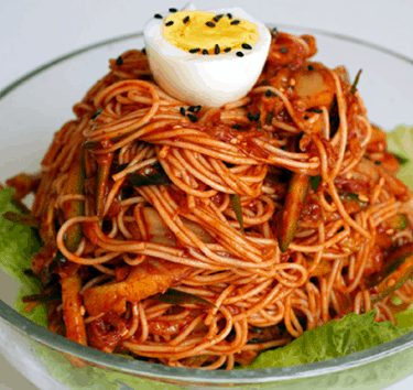 Noodles Mixed With Malaysian Satay